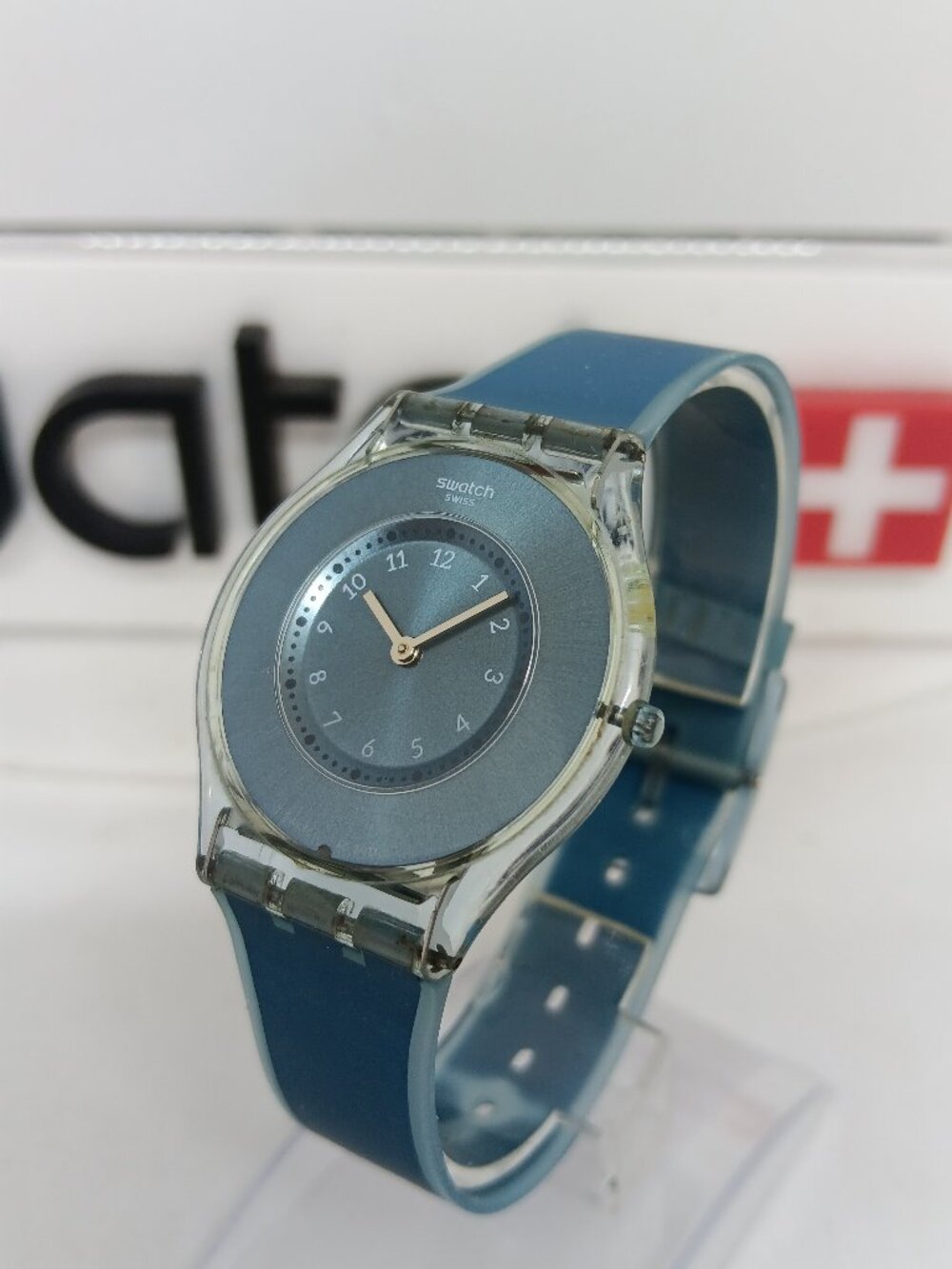 Swatch Skin SFS103 "Dive In" 34mm Swiss Quartz Watch [2014] NEW BATT